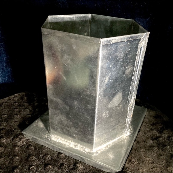 Vintage Old Stock | Large Hexagon Candle Mold - Picture 4 of 11